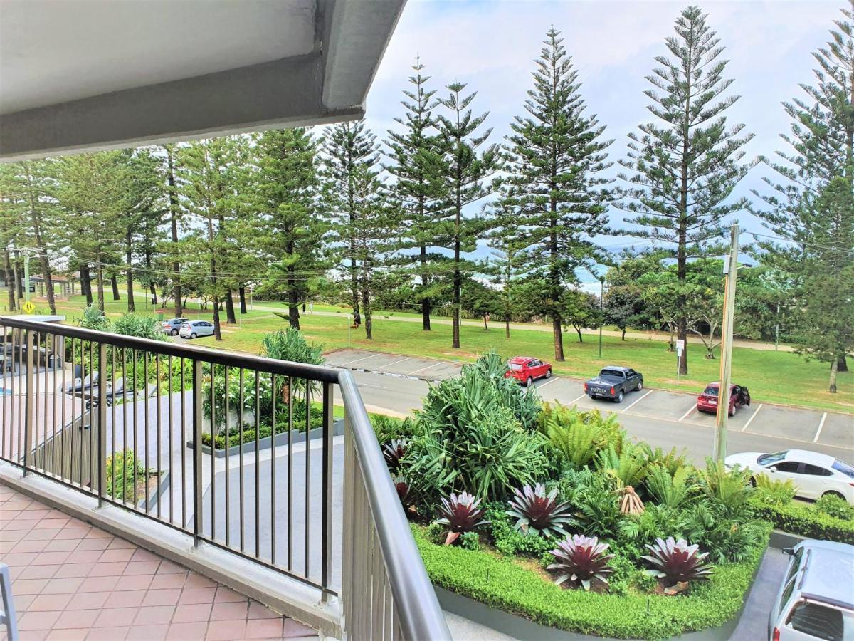 Burleigh Esplanade Apartments Gold Coast Exterior foto
